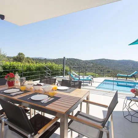 House With A Swimming Pool Vinisce, Trogir - 22073 *
